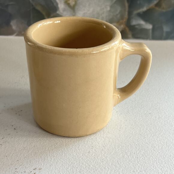 Wallace and Tepco China Coffee Mugs Set of 2 Tan 3.5" Tall Heavy Restaurant Ware - Picture 3 of 15